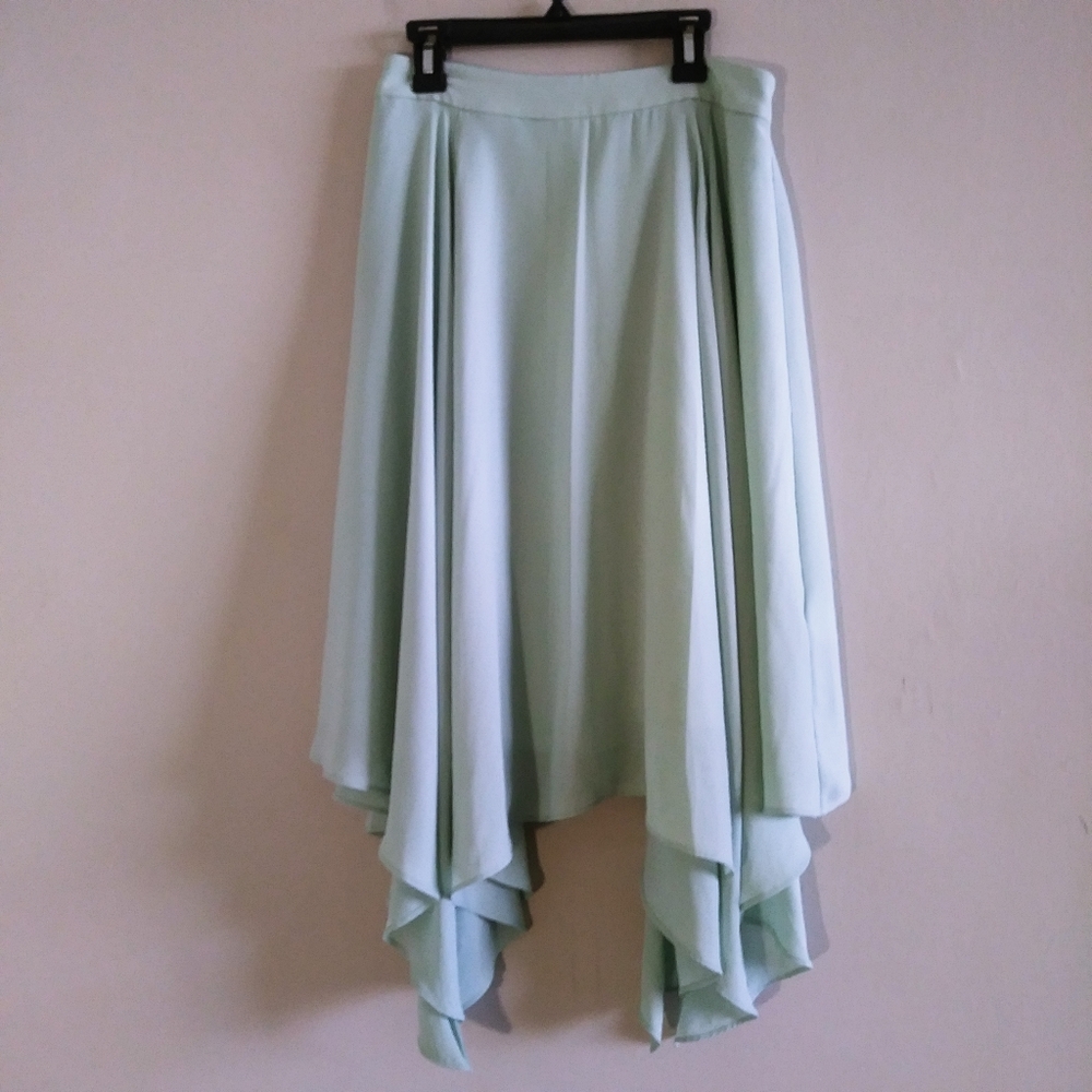 Banana Republic Woman Green Flowing Skirt 0P